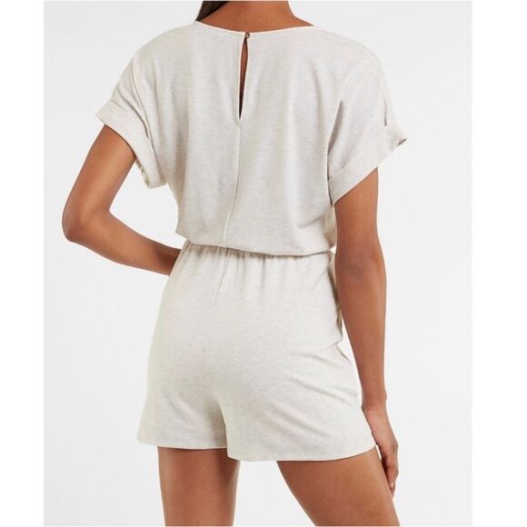 NWT Express Soft V-Neck Lounge Romper Oatmeal Heather Sz S - Picture 2 of 9